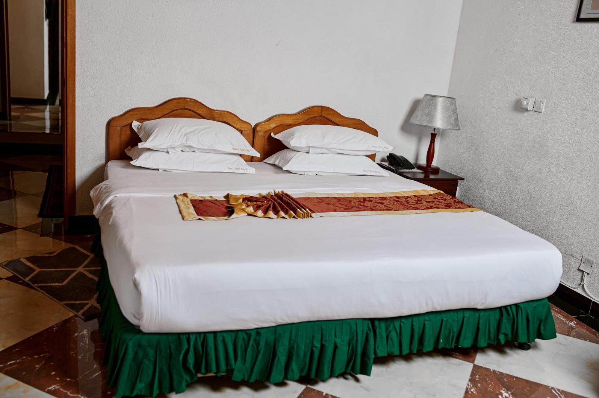 Royal Park Hotel And Chinese Restaurant Kumasi Exterior photo